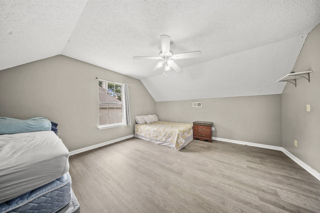 106 Hidden Forest Ln, La Vergne, TN 37086