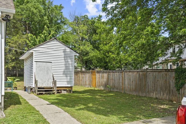 106 Hidden Forest Ln, La Vergne, TN 37086