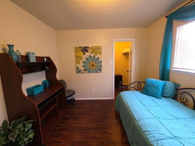 203 N 2nd ST A, Pflugerville, TX 78660