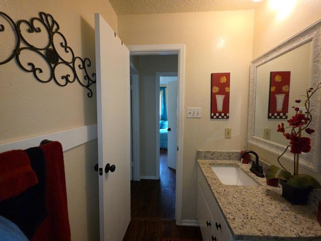 203 N 2nd ST A, Pflugerville, TX 78660