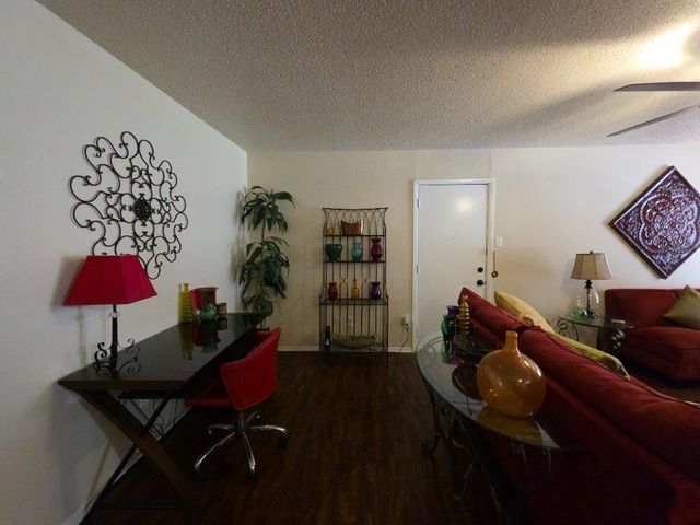 203 N 2nd ST A, Pflugerville, TX 78660