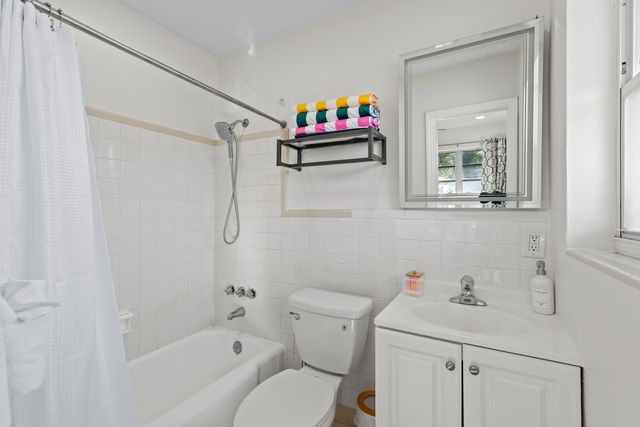 1761 NE 55th Street 1-3, Fort Lauderdale, FL 33334