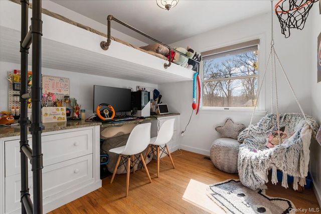 26 Bittersweet Avenue, Hampton Bays, NY 11946