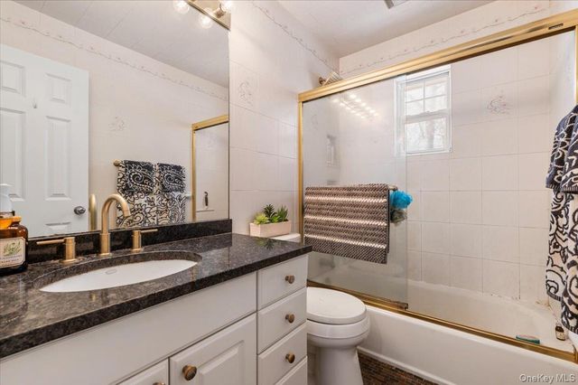 26 Bittersweet Avenue, Hampton Bays, NY 11946