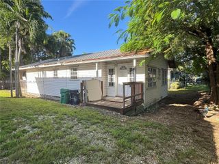 8920 SW 157th St, Palmetto Bay, FL 33157