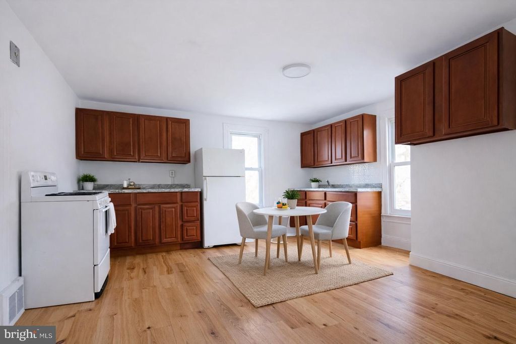 Image 14 of property listing at 235 NORTH BLVD, Salisbury, MD 21801