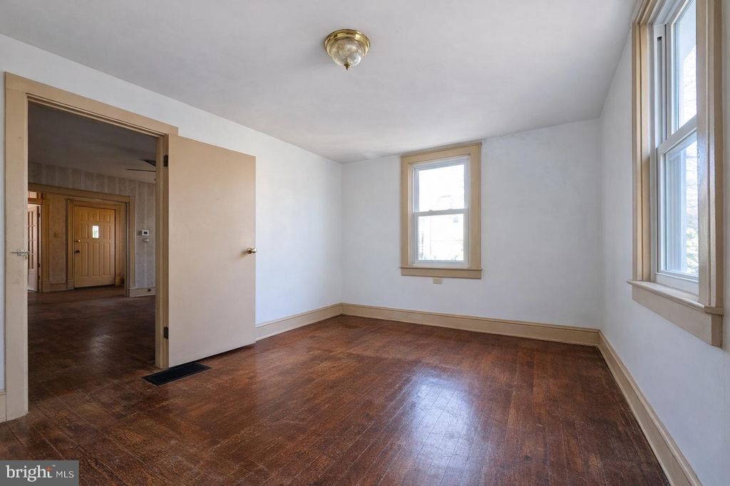 Image 27 of property listing at 235 NORTH BLVD, Salisbury, MD 21801