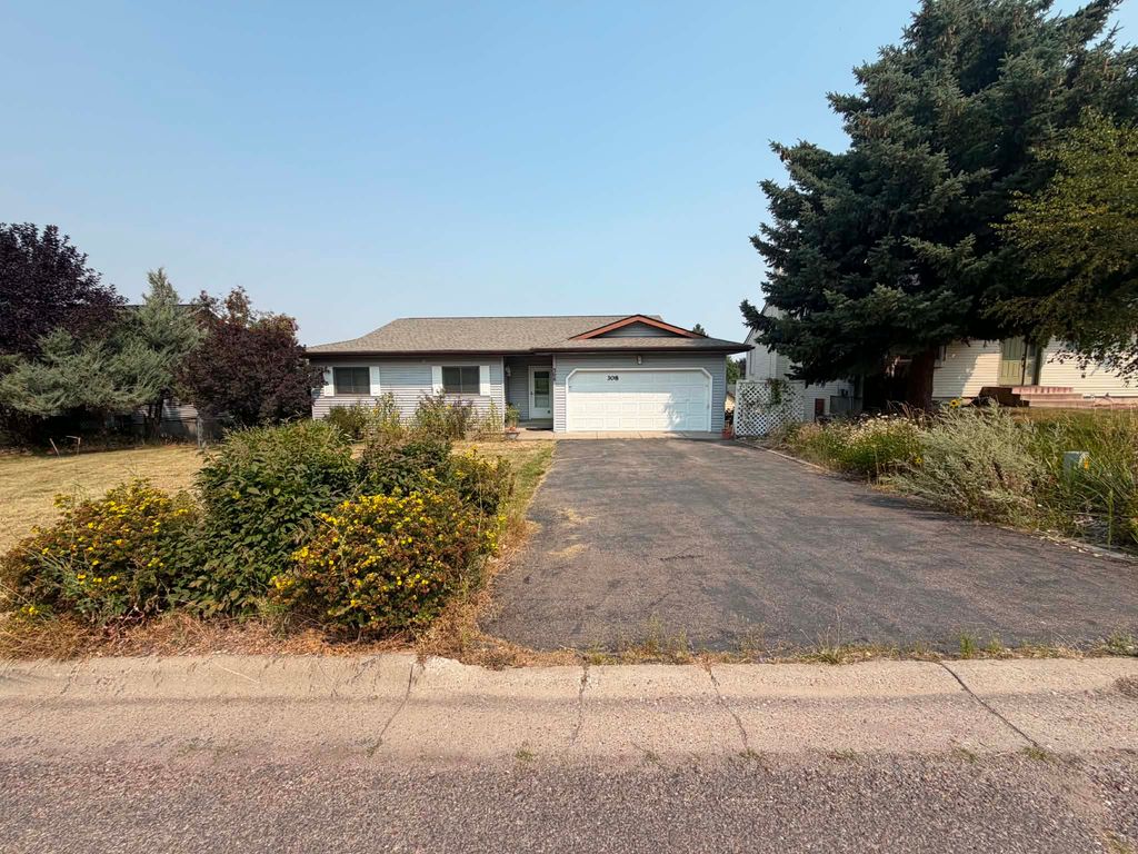 308 22nd Avenue W, Polson, MT 59860 photo 2