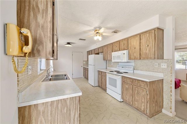 216 S Barbour Street, Beverly Hills, FL 34465