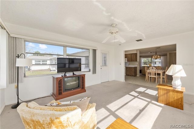 216 S Barbour Street, Beverly Hills, FL 34465