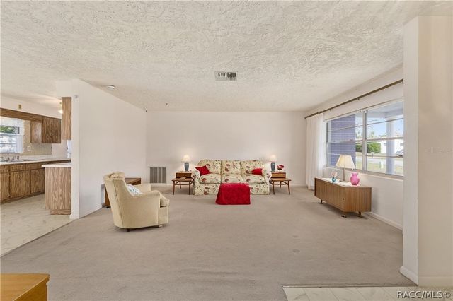 216 S Barbour Street, Beverly Hills, FL 34465