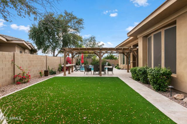 5233 S HUACHUCA Place, Chandler, AZ 85249