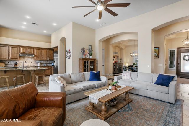 5233 S HUACHUCA Place, Chandler, AZ 85249