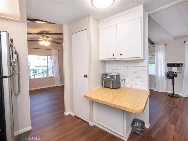 1045 N Azusa 79, Covina, CA 91722