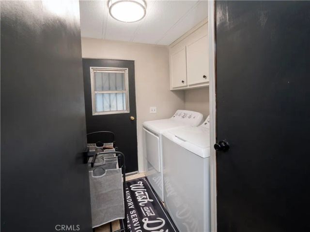 1045 N Azusa 79, Covina, CA 91722