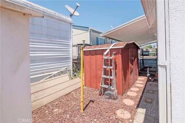 1045 N Azusa 79, Covina, CA 91722