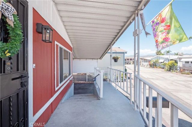 1045 N Azusa 79, Covina, CA 91722