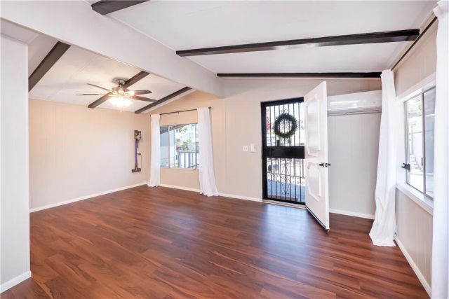 1045 N Azusa 79, Covina, CA 91722
