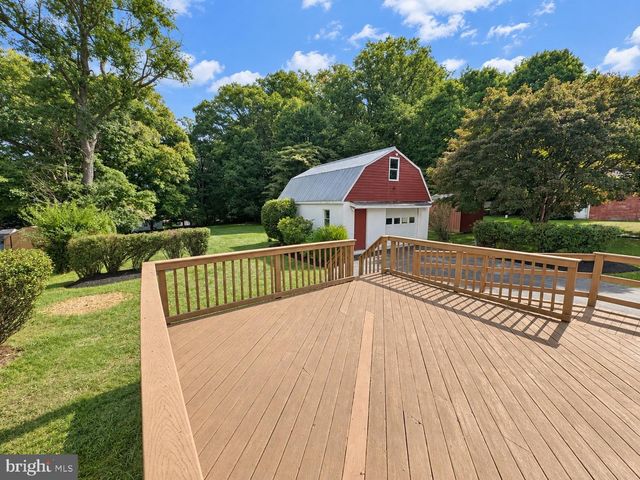 8921 YELLOW SPRINGS RD, Frederick, MD 21702