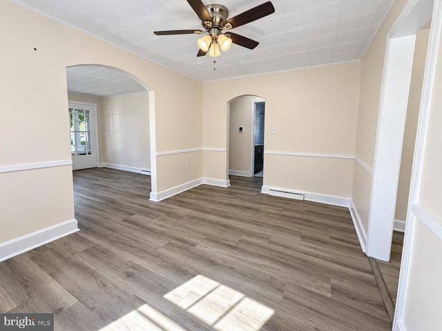 8921 YELLOW SPRINGS RD, Frederick, MD 21702