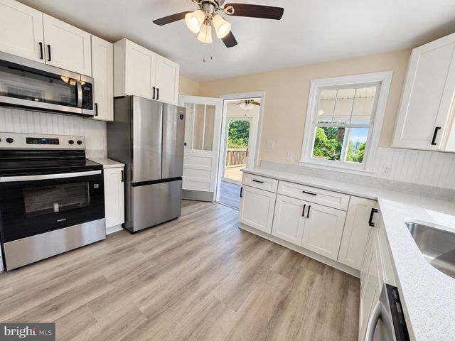 8921 YELLOW SPRINGS RD, Frederick, MD 21702