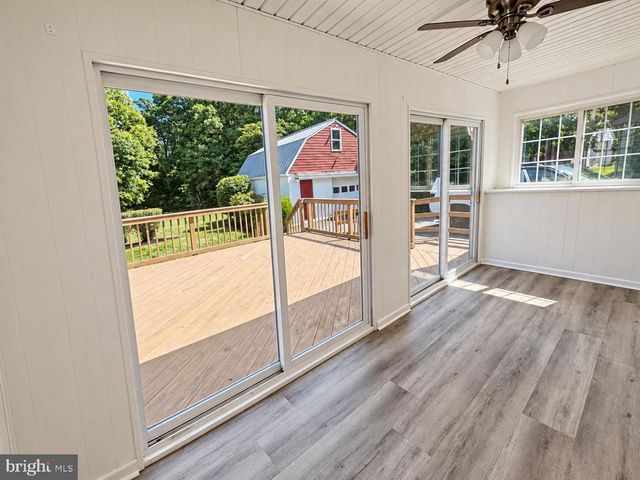 8921 YELLOW SPRINGS RD, Frederick, MD 21702