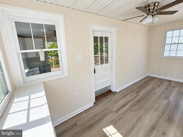 8921 YELLOW SPRINGS RD, Frederick, MD 21702