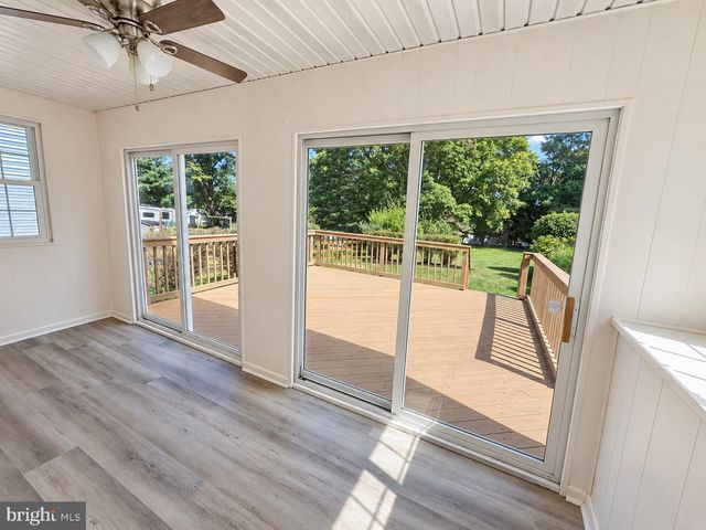 8921 YELLOW SPRINGS RD, Frederick, MD 21702
