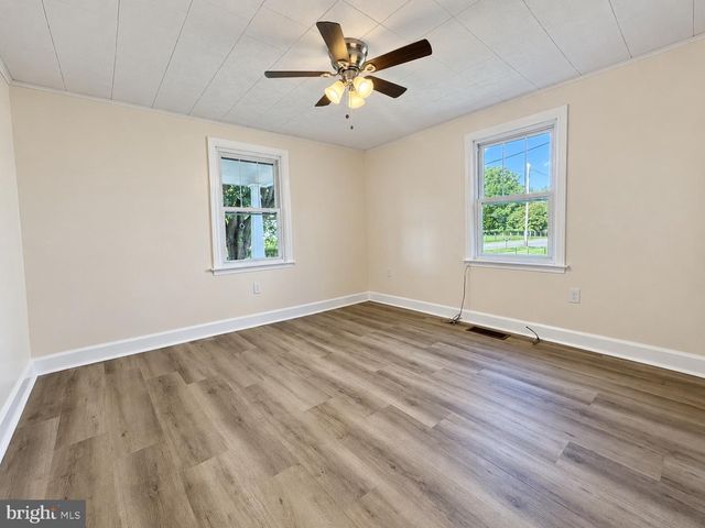8921 YELLOW SPRINGS RD, Frederick, MD 21702