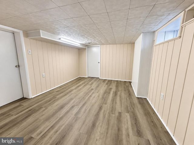 8921 YELLOW SPRINGS RD, Frederick, MD 21702