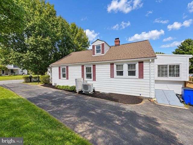 8921 YELLOW SPRINGS RD, Frederick, MD 21702
