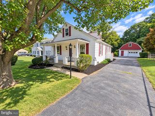 8921 YELLOW SPRINGS RD, Frederick, MD 21702