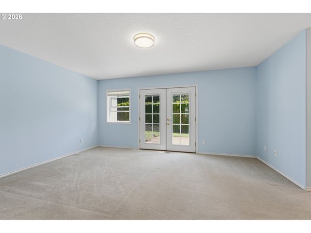 16560 Noble Dr, Oregon City, OR 97045