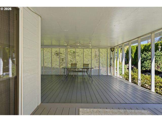 16560 Noble Dr, Oregon City, OR 97045