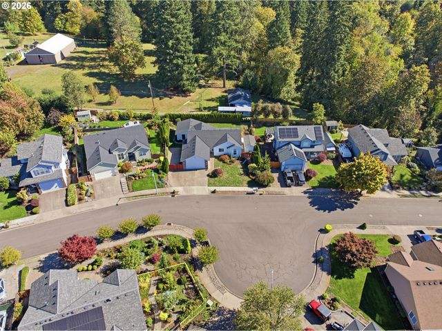 16560 Noble Dr, Oregon City, OR 97045