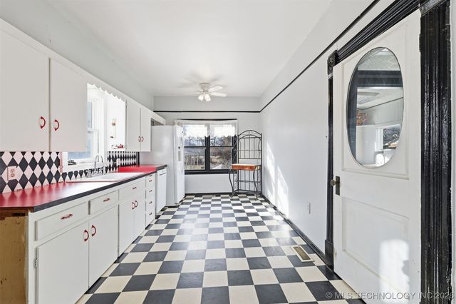 1308 SE 7th Street N, Wagoner, OK 74467