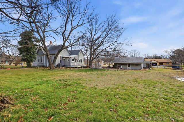 1308 SE 7th Street N, Wagoner, OK 74467