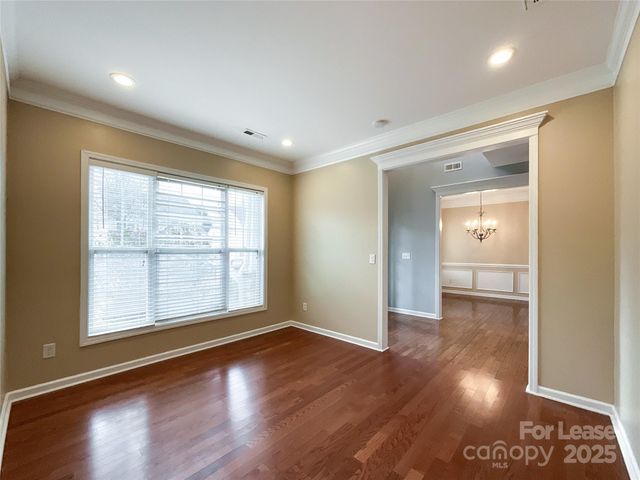 3021 Gloxinia Road, Charlotte, NC 28215