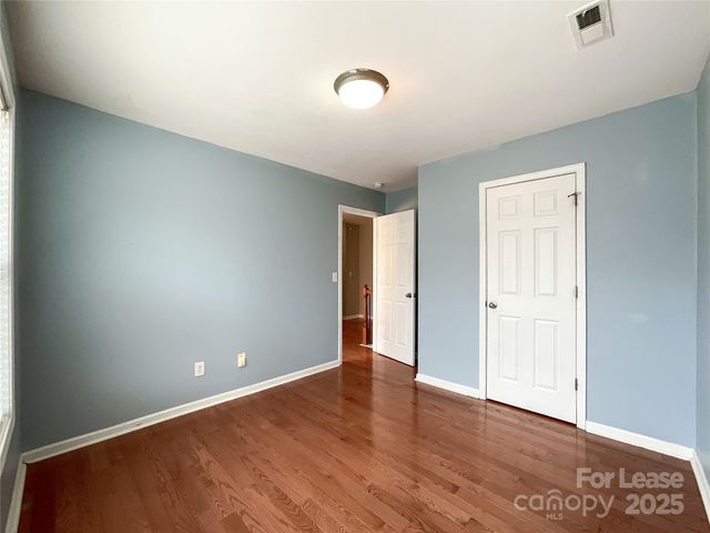 3021 Gloxinia Road, Charlotte, NC 28215