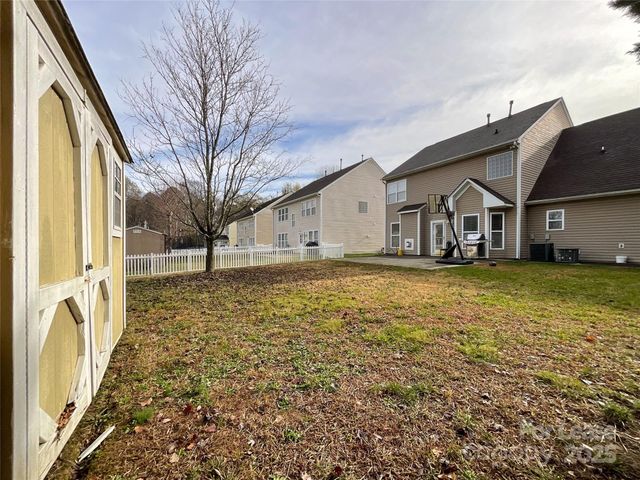 3021 Gloxinia Road, Charlotte, NC 28215