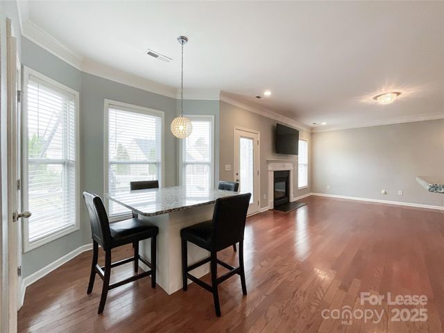 3021 Gloxinia Road, Charlotte, NC 28215