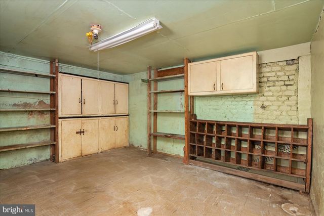 212 CHARLES ST, Baltimore, MD 21225
