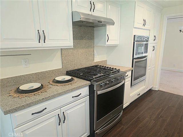 63 Nighthawk, Irvine, CA 92604