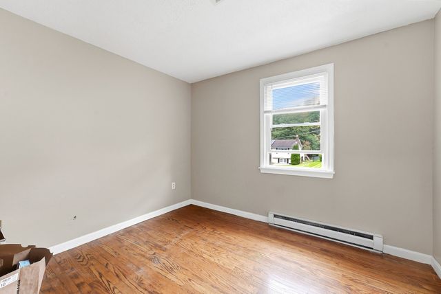 131 Beacon Hill Rd, West Springfield, MA 01089