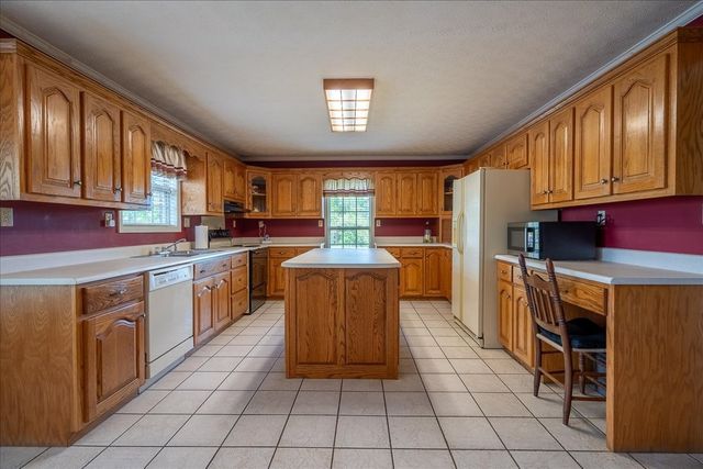 256 Ramah Rd, Loretto, TN 38469