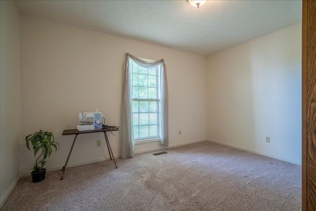 256 Ramah Rd, Loretto, TN 38469
