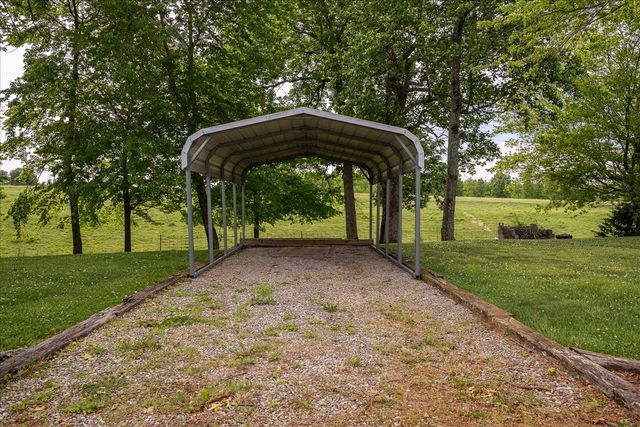 256 Ramah Rd, Loretto, TN 38469
