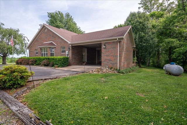 256 Ramah Rd, Loretto, TN 38469
