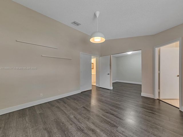 16879 SW 1st Mnr 0, Pembroke Pines, FL 33027