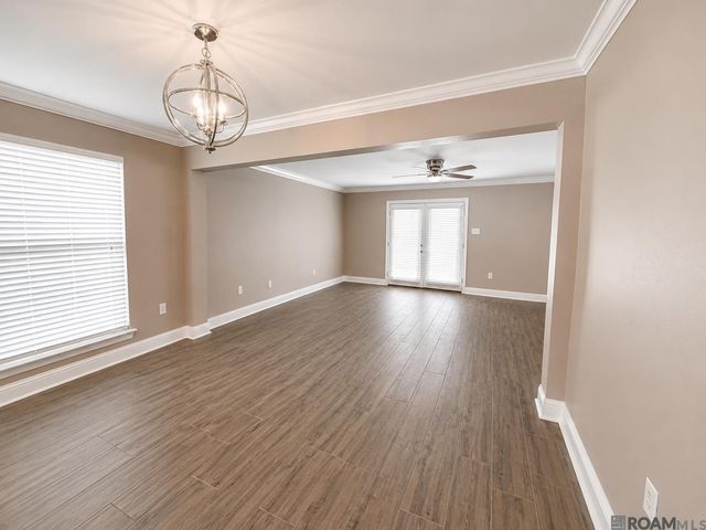 10741 Carmel Dr, Central, LA 70818